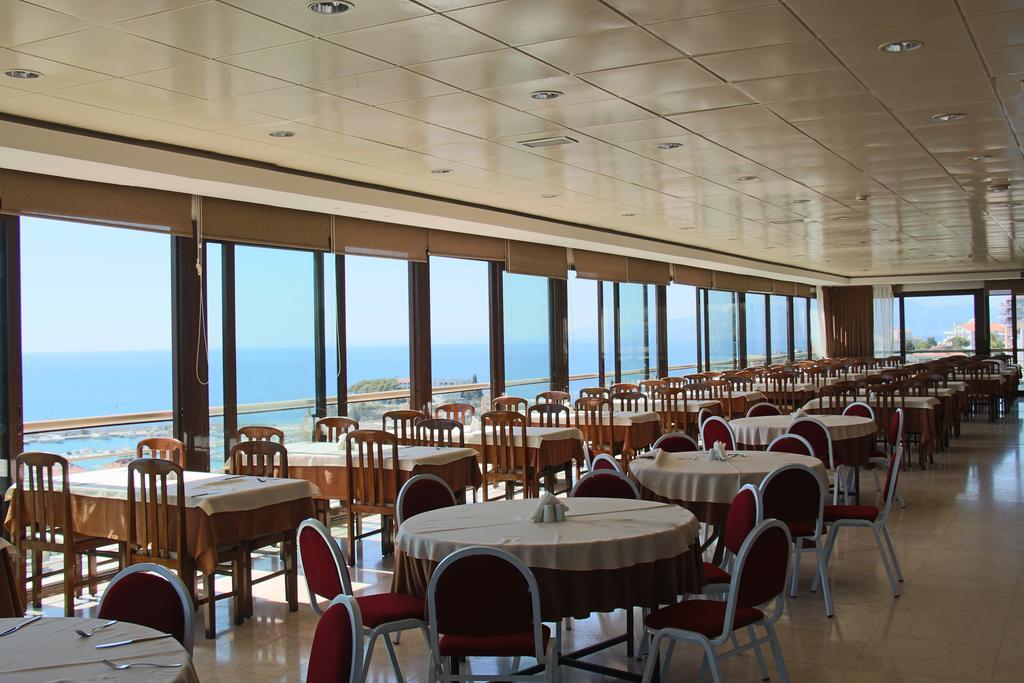 קוסדסי Esat Hotel מראה חיצוני תמונה