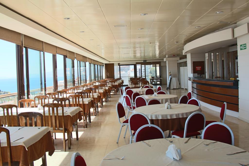 קוסדסי Esat Hotel מראה חיצוני תמונה