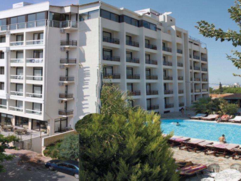 קוסדסי Esat Hotel מראה חיצוני תמונה