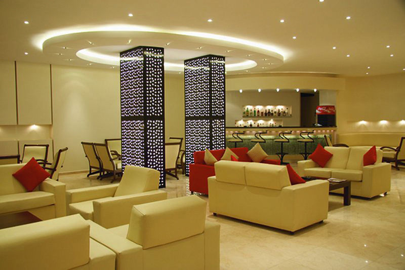 קוסדסי Esat Hotel מראה חיצוני תמונה