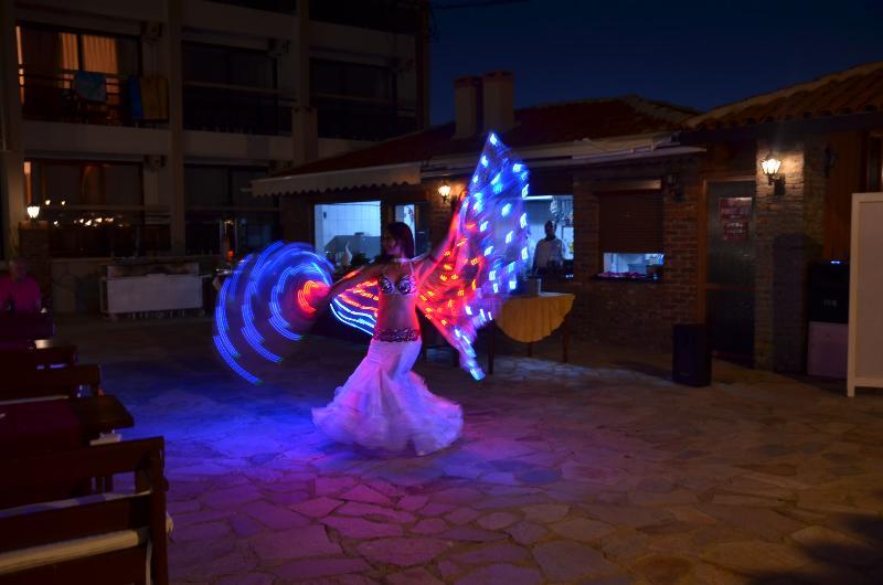 קוסדסי Esat Hotel מראה חיצוני תמונה